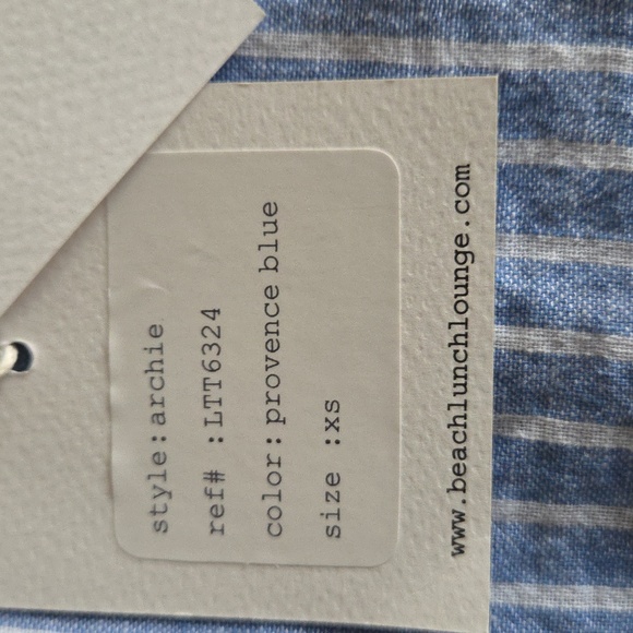 Beachlunchlounge NWT Blue and White Striped Button Down Shirt - Picture 8 of 9